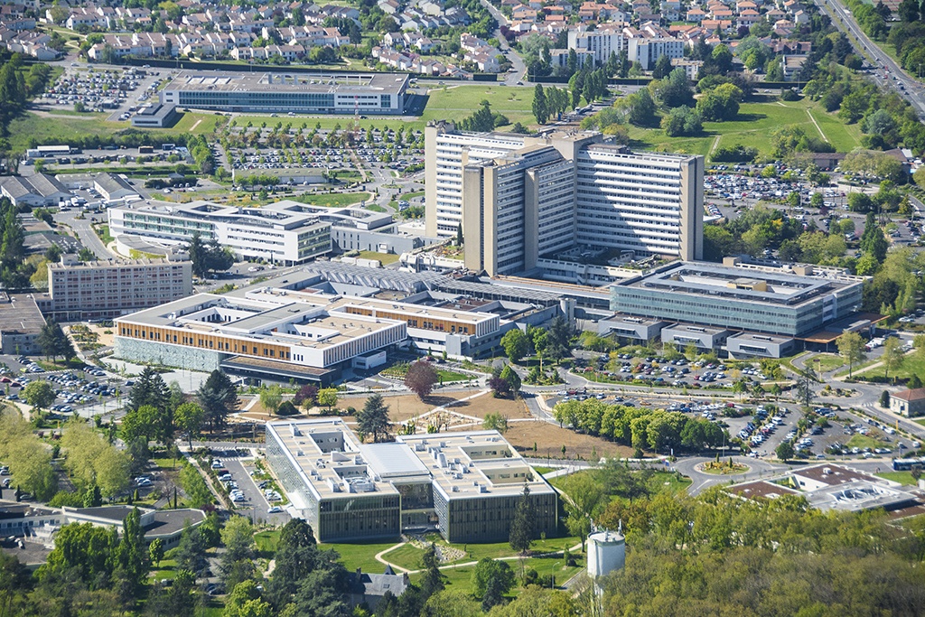 Sacha HOULIÉ nommé aux Conseils de surveillance du CHU de Poitiers et du Centre Hospitalier Laborit